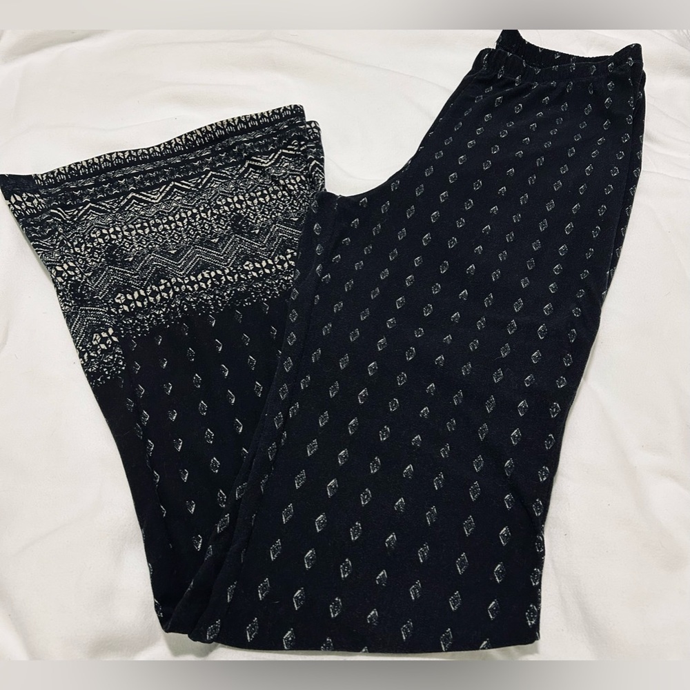 Alya Women's Boho black and tan Aztec print Wide Leg Pants Size Small